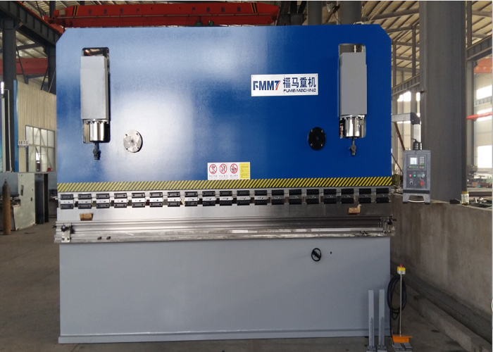 液(yè)壓闆料(liao)折彎機(ji)160T4000