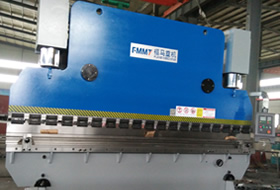 WC67Y-300/4000液(yè)壓闆料(liào)折彎機(jī)