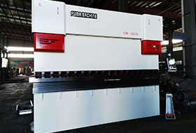 WE67K-300T 4000主伺(sì)服數控(kong)折彎機(ji)