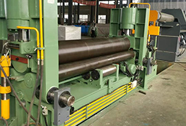 30×2500上輥(gun)萬能卷(juàn)闆機